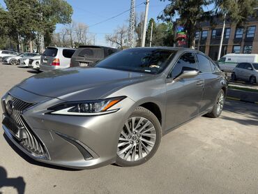 Lexus: Lexus ES: 2018 г., 2.5 л, Вариатор, Гибрид, Седан