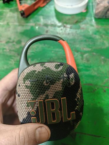 oglan ucun canta: JBL Clip 5 portativ Bluetooth kolonka – kamuflyaj dizayn - Model: JBL — 2