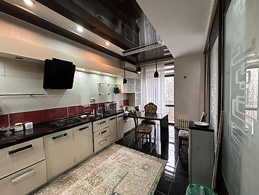 Долгосрочная аренда квартир: 4 комнаты, Риэлтор, Без подселения, С мебелью полностью — 12