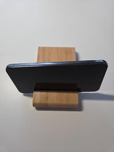 Samsung: Mobilni telefon Samsung Galaxy S23 Prodajem polovan Samsung mobilni — 5