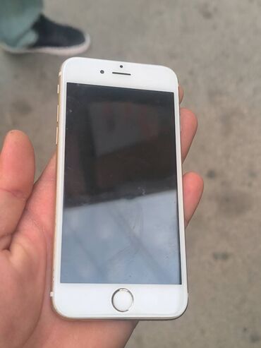 Apple iPhone: IPhone 6s, < 16 GB, Alpine Green