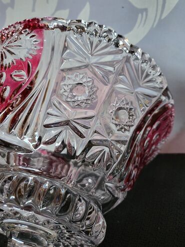 Ostalo posuđe: Bombonijera nova kristal,rucni rad Anna Hutte 70,80te. Bimbonijera na lalafo.rs — 7 Ostalo posuđe: Bombonijera nova kristal,rucni rad Anna Hutte 70,80te. Bimbonijera — 7