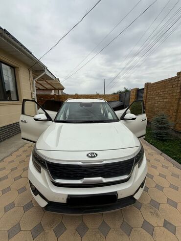 битый машина: Kia Seltos: 2020 г., 1.6 л, Автомат, Бензин, Хэтчбэк