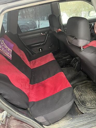 Audi: Audi 100: 1993 г., 2.3 л, Механика, Газ, Универсал — 6