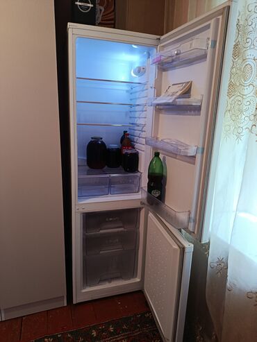 не рабочие телевизор: Холодильник Artel, Б/у, Двухкамерный, 60 * 180 *