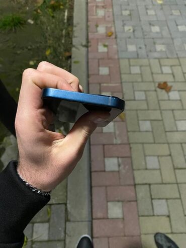 Apple iPhone: IPhone 13, 128 GB, Mavi — 11