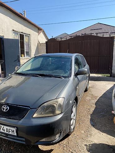 Продажа авто: Toyota Corolla: 2004 г., 1.4 л, Механика, Бензин, Хэтчбэк — 3