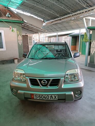 Nissan: Nissan X-Trail: 2003 г., 2 л, Механика, Бензин, Кроссовер