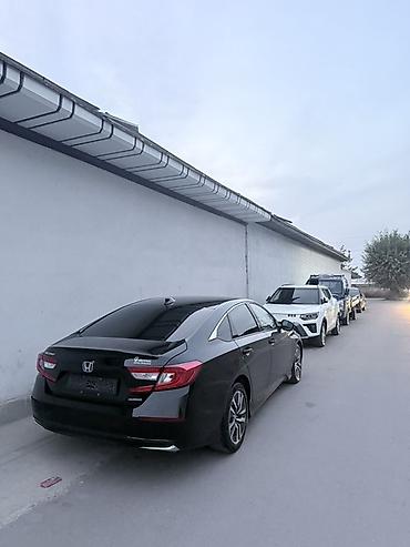 mini ev: Honda Accord: 2020 г., 2 л, Вариатор, Гибрид, Седан — 2