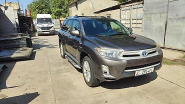 5500: Toyota Highlander: 2013 г., Автомат, Гибрид, Кроссовер — 1