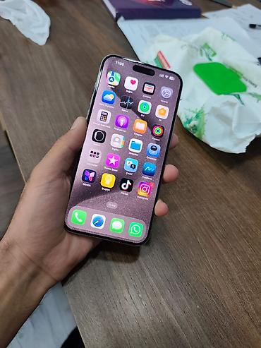 ref iphone satisi: IPhone 15 Pro Max, 256 GB, Black Titanium, Face ID — 4