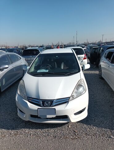 Honda: Honda Fit: 2012 г., 1.5 л, Вариатор, Бензин, Минивэн