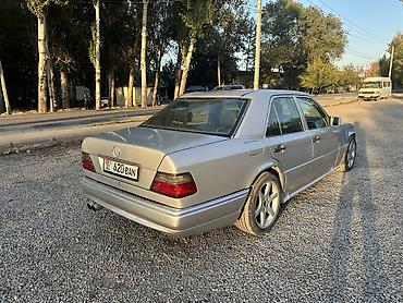 Продажа авто: Mercedes-Benz E-Class: 1993 г., 5 л, Автомат, Газ, Седан — 5