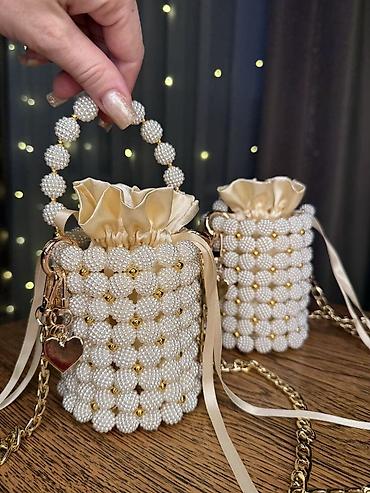 qızıl boyunbağı kişi: Muncuqdan hazırlanmış əl çantaları – elegan və diqqətçəkən aksessuar — 6