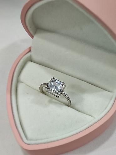 Серебряные кольца: Серебряный кольцо 925 дизайн Италия Размеры имеются цена 1700 сом — 7