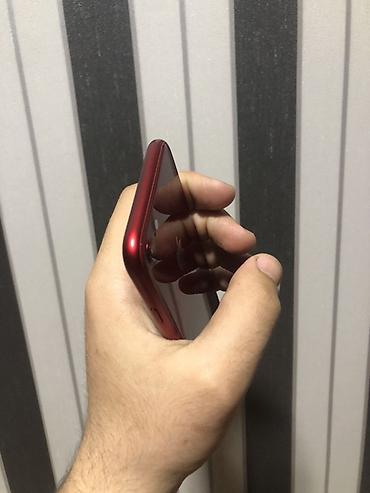 Apple iPhone: IPhone 8, 64 GB, Qırmızı, Simsiz şarj — 5