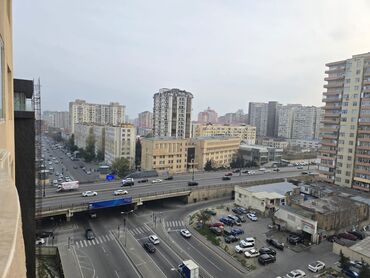 Uzunmüddətli kirayə mənzillər: Ceyhun Səlimov küçəsində, 8 Noyabr metrosu ilə üzbəüz yerləşən binada — 2