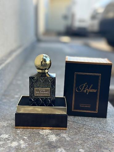 parfum vitrine: Məhsul: Niş və selektiv ətir nümunələri və kompozitları Təsvir: - — 10