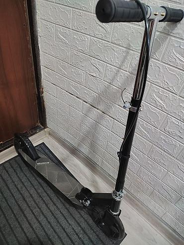 Транспорт: Şəhər üçün mexaniki skuter - Rəng: qara/gümüş - Material: möhkəm — 1