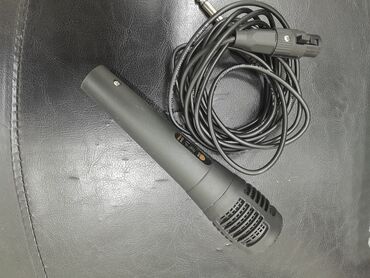 Микрофоны: Б/у 3Q Колонка, Тип - Bluetooth, цвет - Черный
