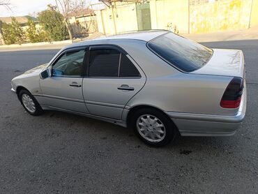 Mercedes-Benz: Mercedes-Benz C-Class: 2 l | 1999 il Sedan — 10