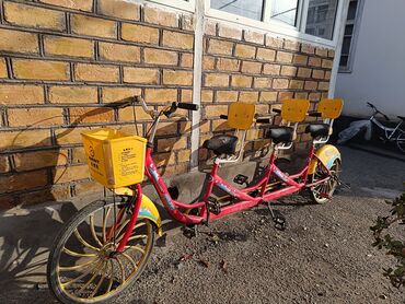 велосипеды в аренду: Продаётся бу велосипед тандеп на троих для проката. Можно использовать