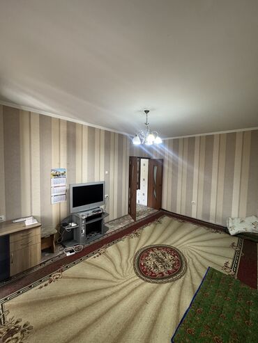 квартиры джале: 1 комната, 42 м², 106 серия, 5 этаж