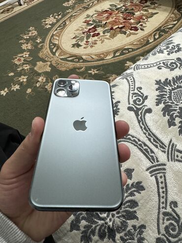 Apple iPhone: IPhone 11 Pro, 256 ГБ, Наушники, Защитное стекло, Чехол, 77 %