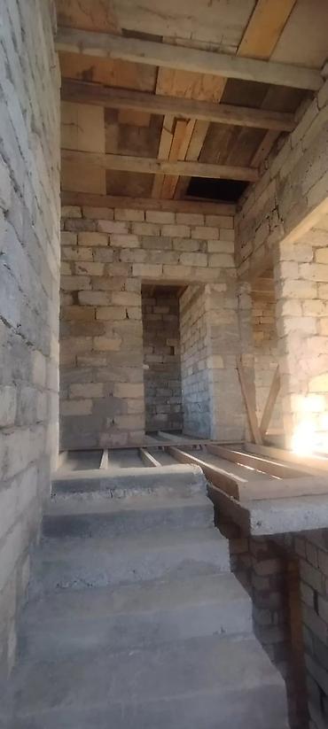 Həyət evləri və villaların satışı: 6 otaqlı, 200 kv. m, Təmirsiz — 22
