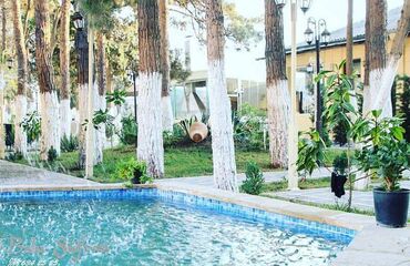 Restoran, kafelər: Xətai rayonu rabociy prospektə yaxın 540 kv.m 25 sot həyəti olan — 8