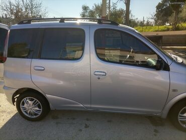Toyota: Toyota Verso: 1.3 l. | 2002 έ. Χάτσμπακ — 4