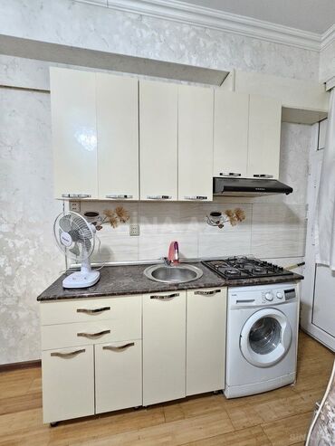 Uzunmüddətli kirayə mənzillər: Xırdalan Kristal 2de yenitikili 15mertebeli binanin 2ci mertebesinde -da lalafo.az — 3 Uzunmüddətli kirayə mənzillər: Xırdalan Kristal 2de yenitikili 15mertebeli binanin 2ci mertebesinde — 3