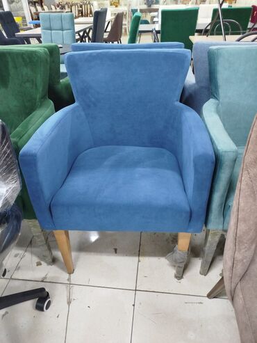 кованная мебель: Классическое кресло, Для зала, Новый