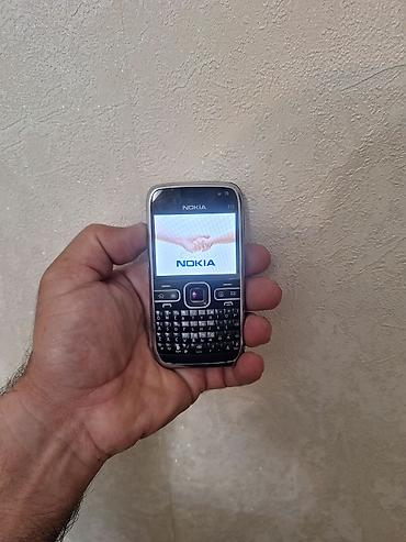 Nokia: Nokia E72, Düyməli — 4