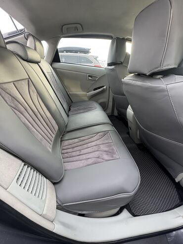 Toyota: Toyota Prius: 2015 г., 1.8 л, Автомат, Гибрид, Универсал at lalafo.kg — 7 Toyota: Toyota Prius: 2015 г., 1.8 л, Автомат, Гибрид, Универсал — 7