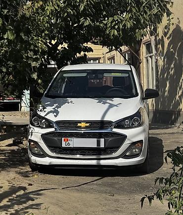 shevrolet kruz: Chevrolet Spark: 2018 г., 1 л, Вариатор, Бензин, Хэтчбэк — 1