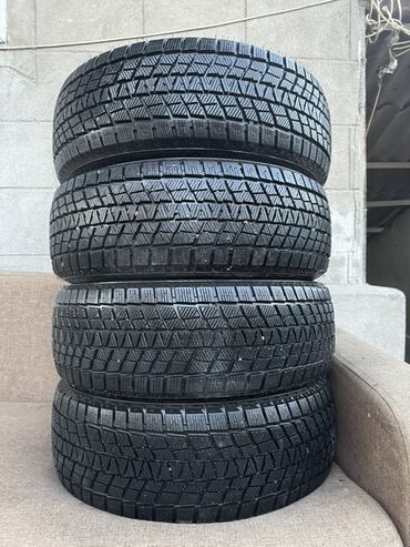 гоформ шины в бишкеке: 90.95 % почти новый Комплект зимних шин (4 шт.) Размер: 205/55 R17