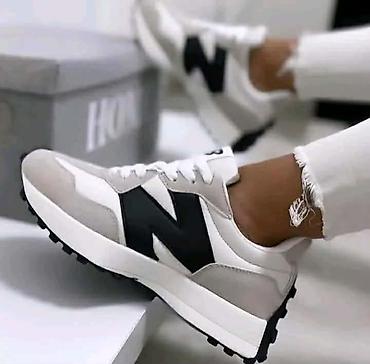 Patike: NB Clasic
Cena: 3700din ❤️‍🔥
Brojevi: 36-46
pb — 11