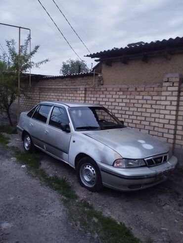 16 мерс: Daewoo Nexia: 2006 г., 1.6 л, Механика, Бензин, Седан