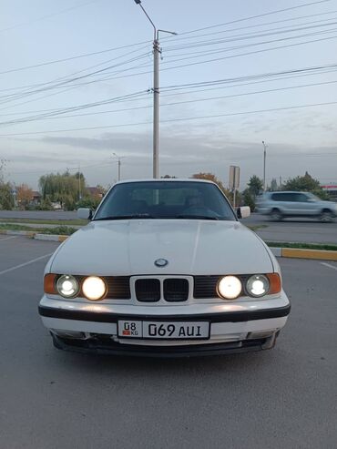 купить зикр в бишкеке: BMW 5 series: 1991 г., 2 л, Механика, Бензин, Седан