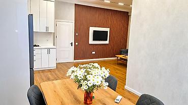 buzovnada kiraye evler 2026: İcarəyə verilir 2 otaqlı yeni tikili 80 m², Koroğlu m. Kateqoriya — 2