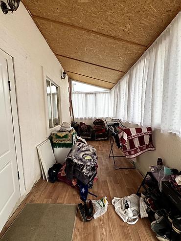 Продажа коттеджей и домов: 📌В селе Петровка продаётся мансардный дом на участке 17,5 соток — 23