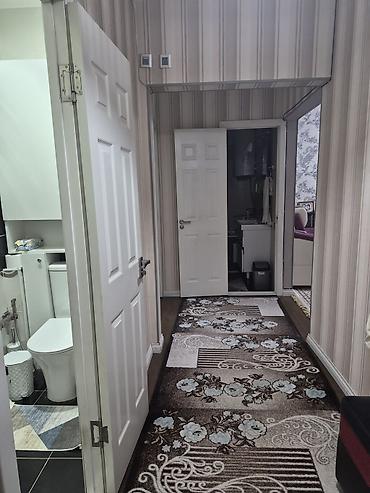 2 bedroom: Продаётся просторная 2х комнатная квартира. Сквозная планировка, 71.5 — 9