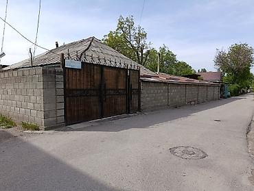 Продажа коттеджей и домов: Продаю пол дома быстро развивающем районе! Отличная транспортная — 1