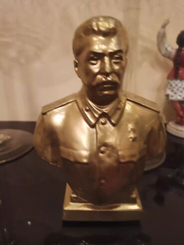 шырдак цены: Старини фигуры Сталин и Ленин 10 манат дургие фигуры. Чены разные