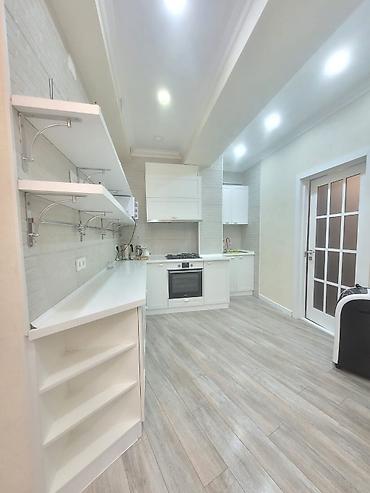 Посуточная аренда квартир: 2 комнаты, Душевая кабина, Постельное белье, Кондиционер — 4