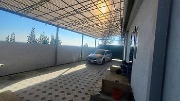 Дома: 🏡 Продаётся дом с бизнесом в Бишкеке! 💼 📍 ж/м Ак-Жар 📐 Дом — 120 м² | — 8
