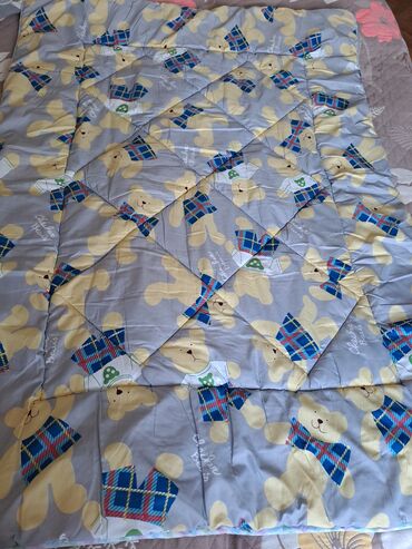 Классические сумки: Классическая миниатюрная б/у малышка, но вместимость отличная — 25