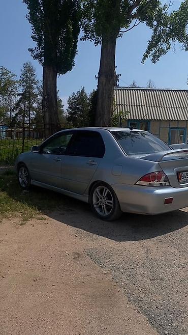 Продажа авто: Mitsubishi Lancer: 2004 г., 2 л, Механика, Бензин, Седан — 2