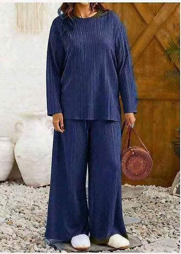 Kompleti: 10. Komplet za punije
2XL 3XL 4XL 
Cena : 3.000 dinara H — 3